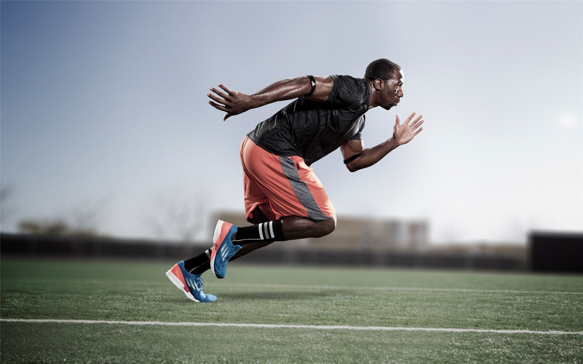 “霍斯特全能防守,帮助南非队成为世界顶级强队”