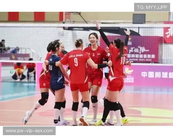 天津女排王倩扣球精准，锁定胜局