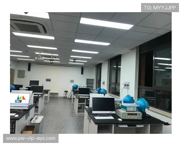 游泳队与高校科研实验室达成合作协议，游泳研究所